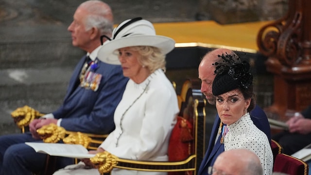 Kate Middleton, el príncipe Guillermo, rey Carlos III, Reina Camilla 