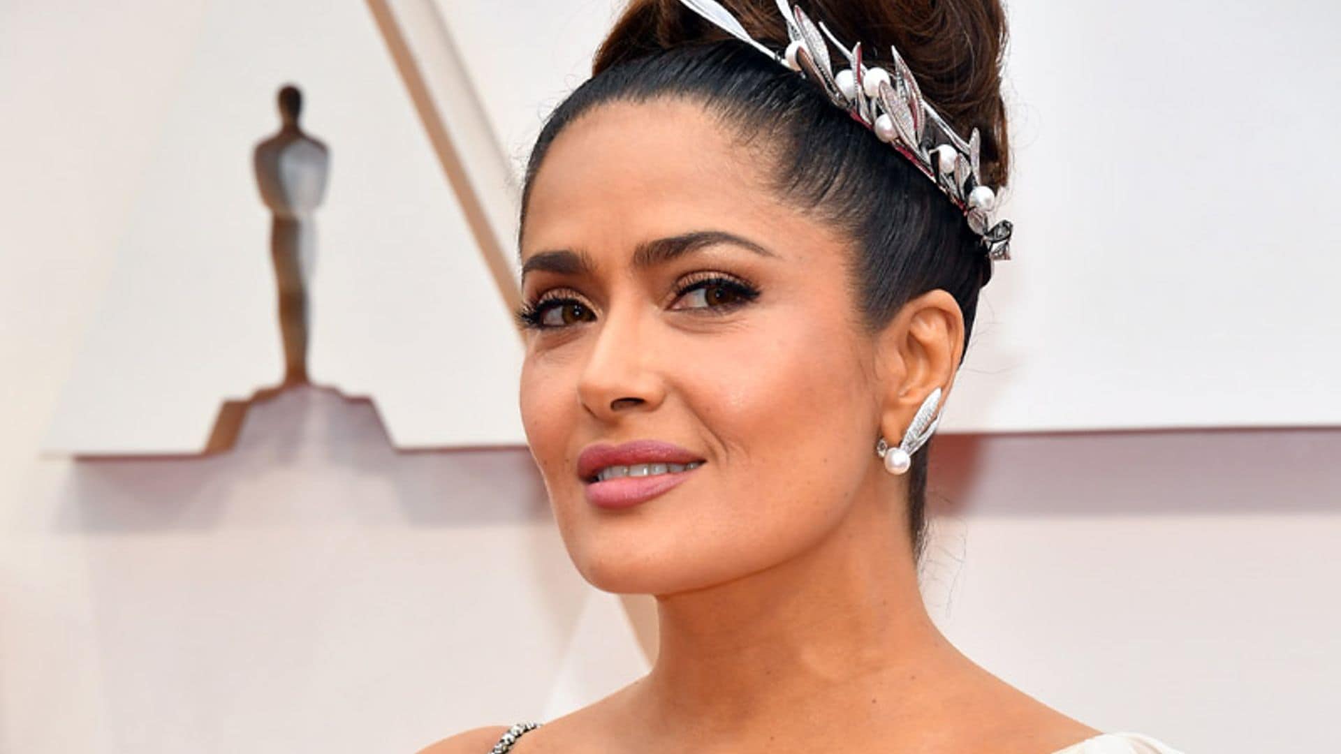 salmahayek portada
