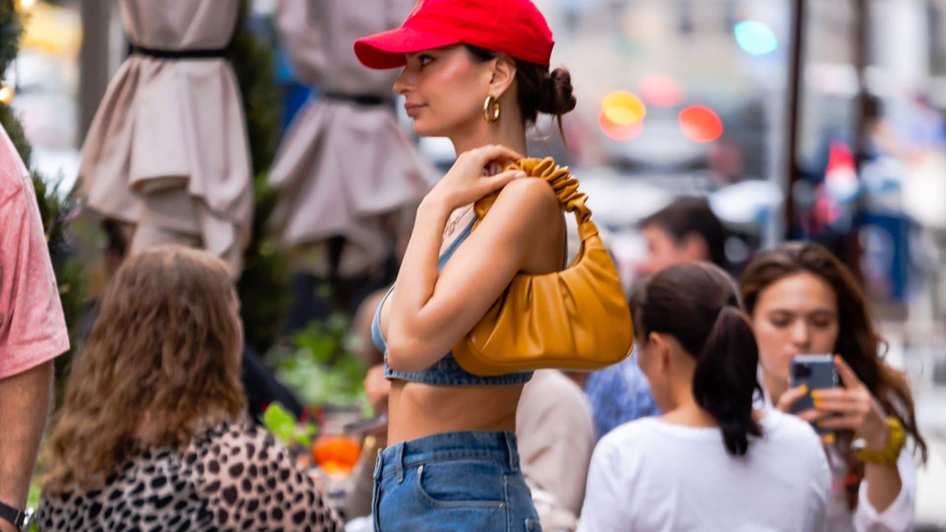 Hailey, Irina y Emily: consigue el bolso que comparten estas tres supermodelos