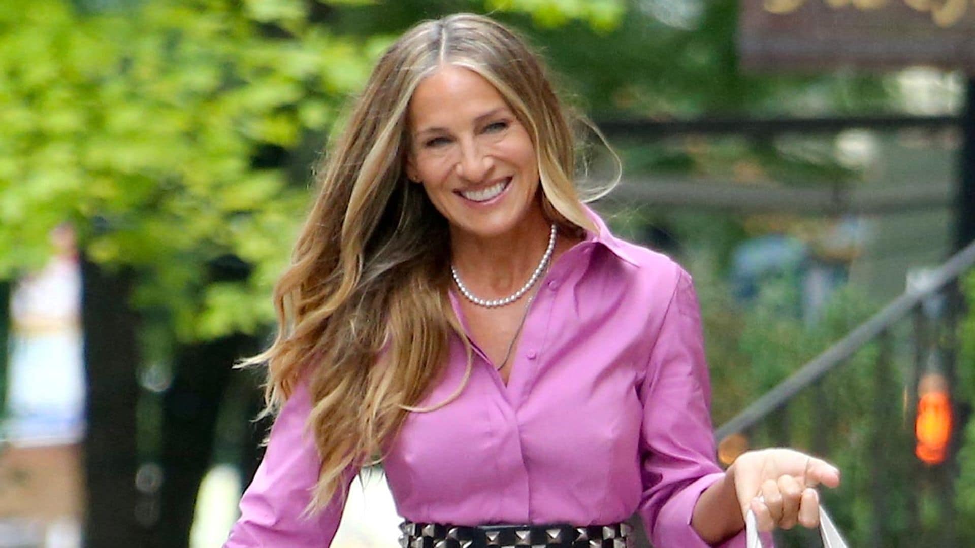 Cuando Carrie Bradshaw se dejó canas: Sarah Jessica Parker se apunta a las mechas 'Grey Blending'