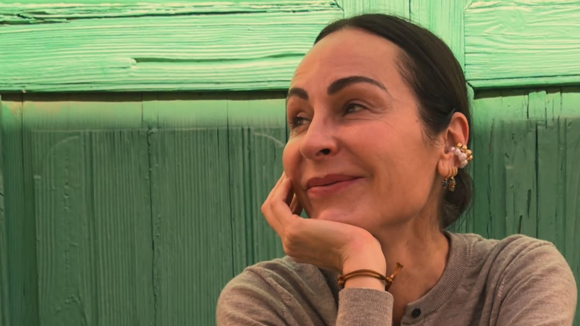 Ana Milán (52) habla sobre su dura infancia: "Sufrí bullying de cuarto a octavo de EGB"