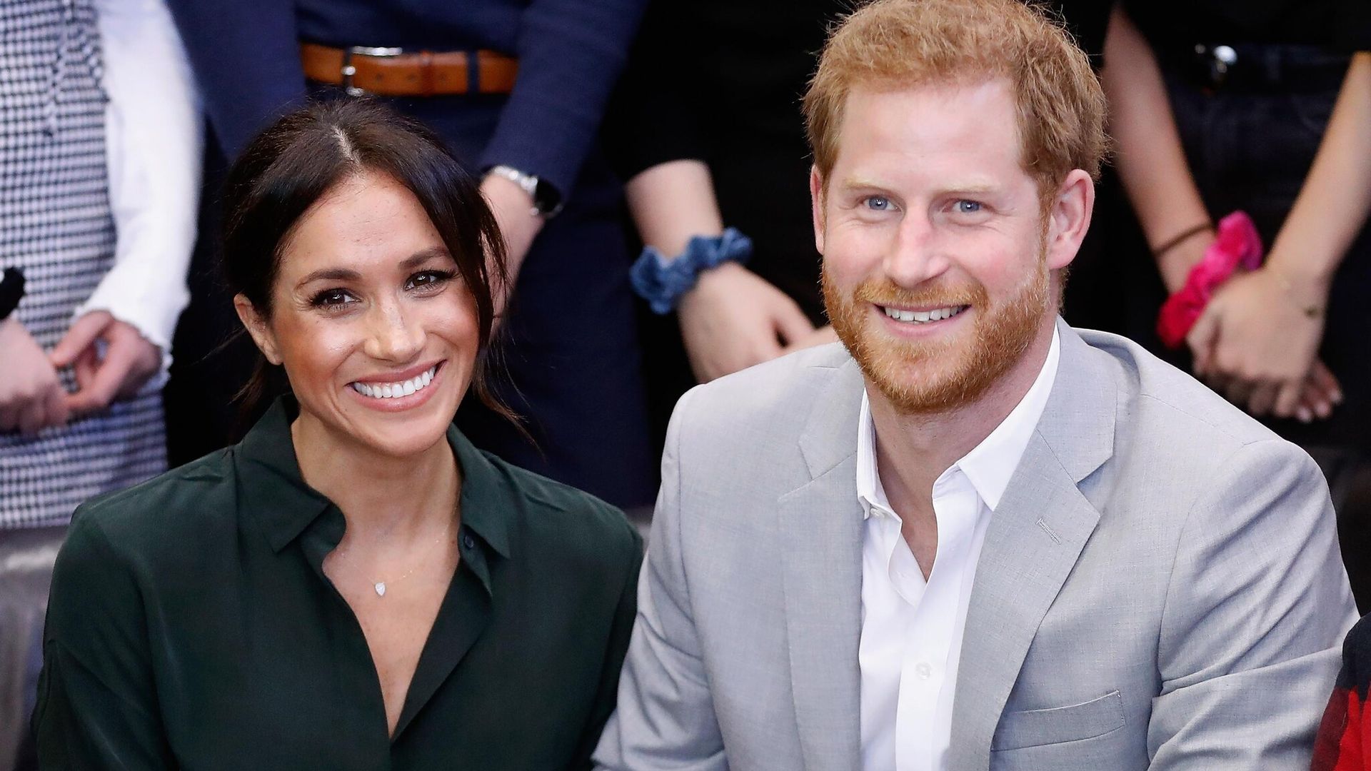 El príncipe Harry y Meghan Markle rechazan invitación para ser presentadores en los Oscar