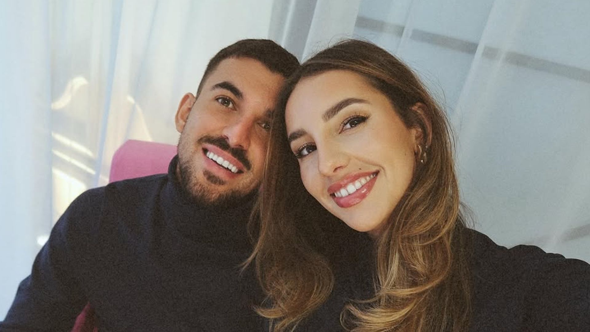 Luna Serrat y Dani Ceballos serán padres de mellizas
