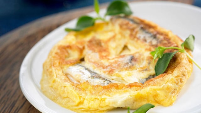 tortilla boquerones