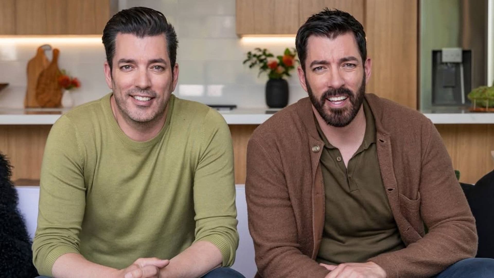 Este es el truco de los hermanos Scott para enfatizar espacios en una cocina abierta