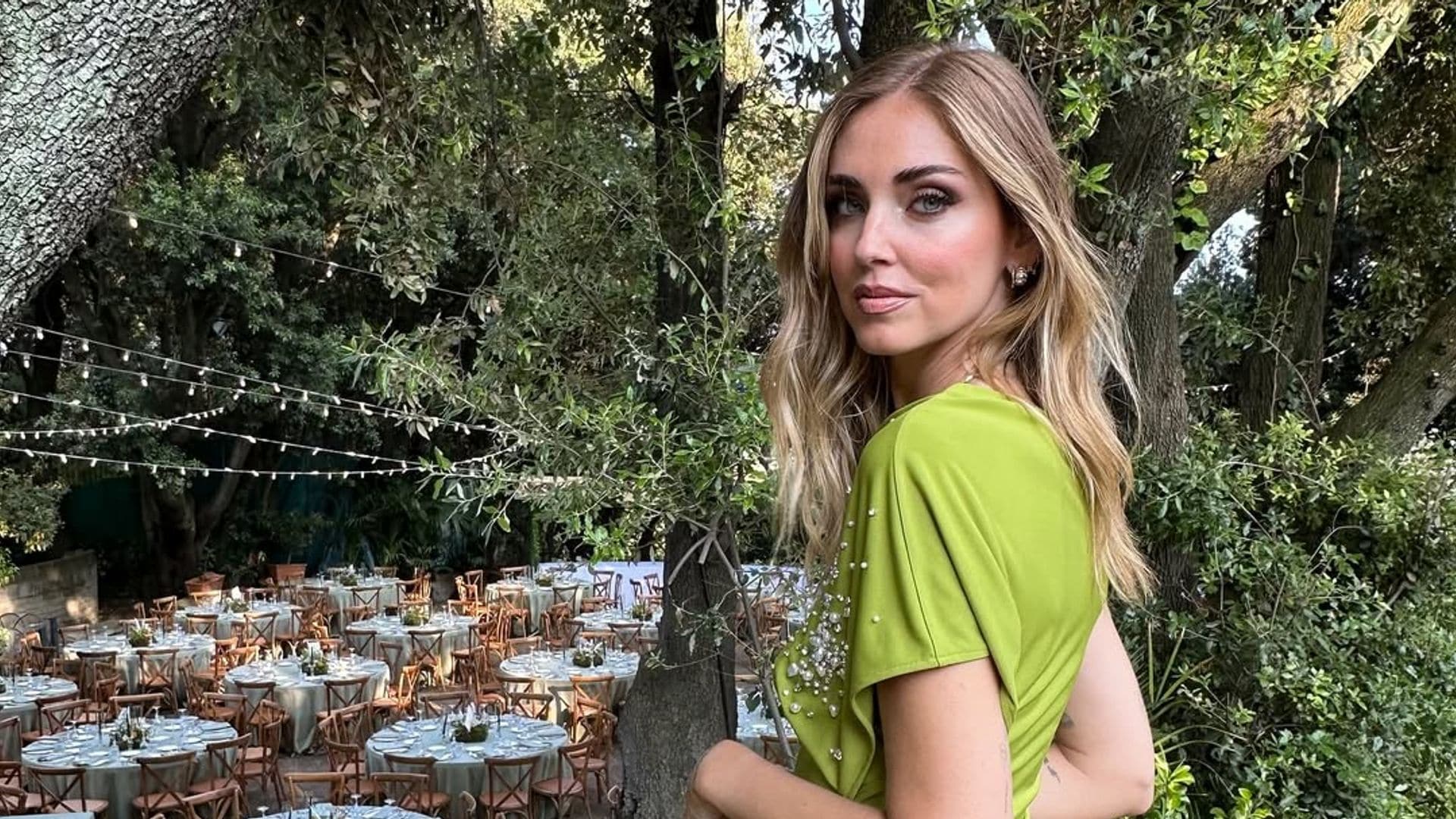 Chiara Ferragni arrasa en Nápoles gracias a su look de invitada con sandalias planas de yute