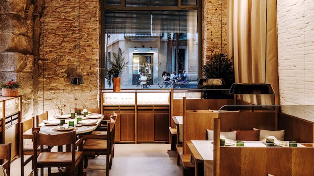 Comedor del restaurante Normal, en Girona