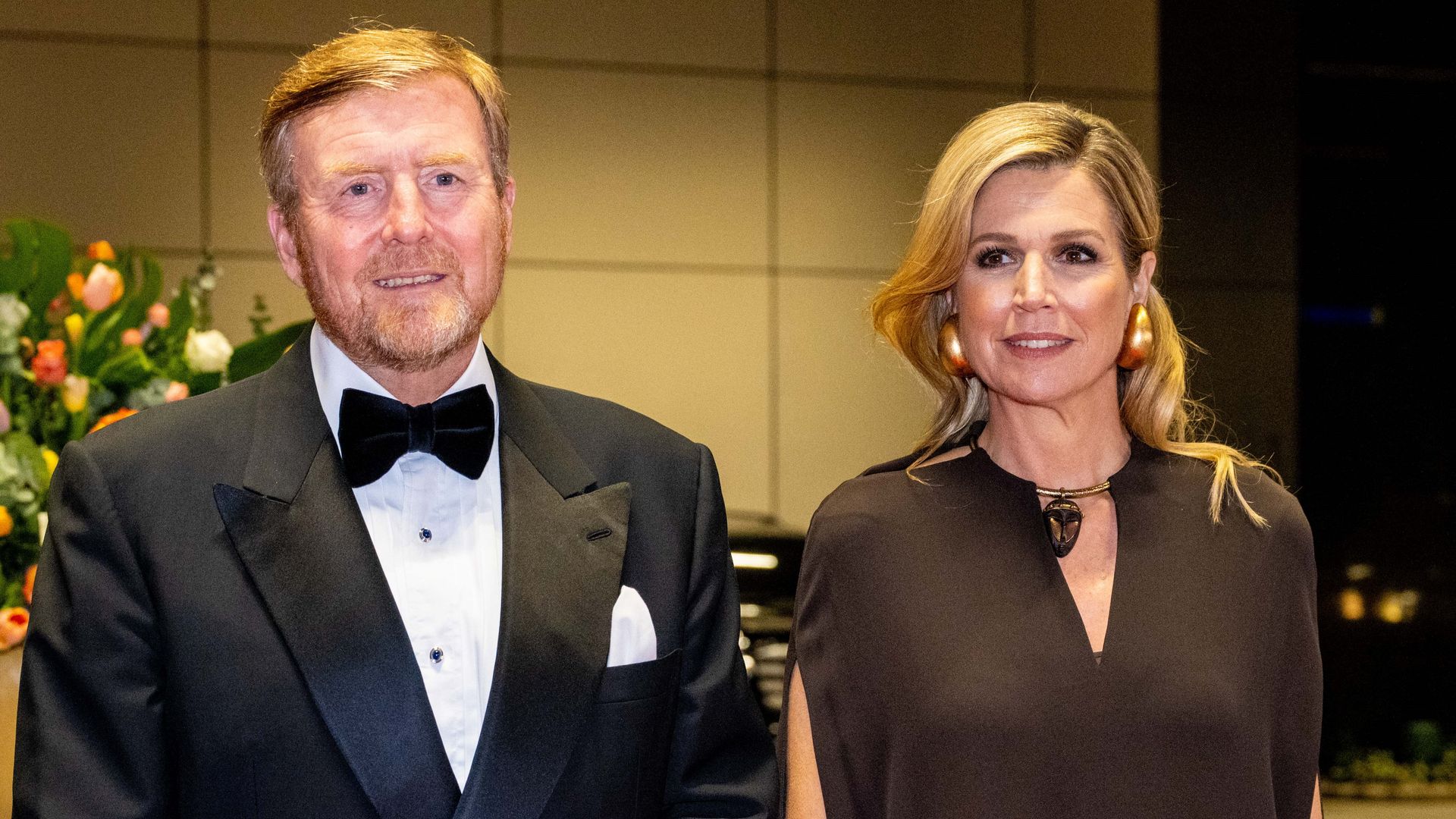 Los reyes Guillermo y Máxima de Holanda reaparecen tras la operación de urgencia de su hija: 'Es muy valiente'