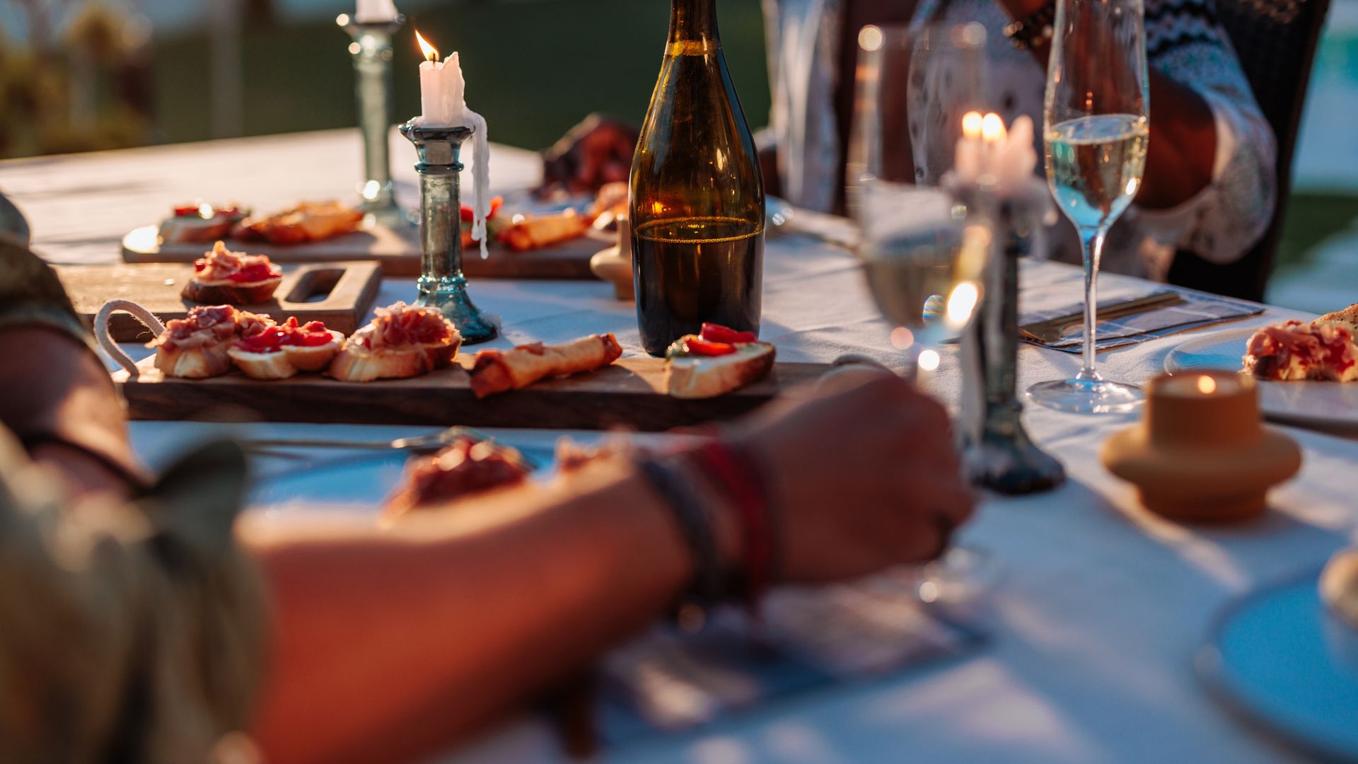 Planes gastro para este finde en Madrid: brasas, cócteles, cocina china, caviar, champán ¡y mucho más!