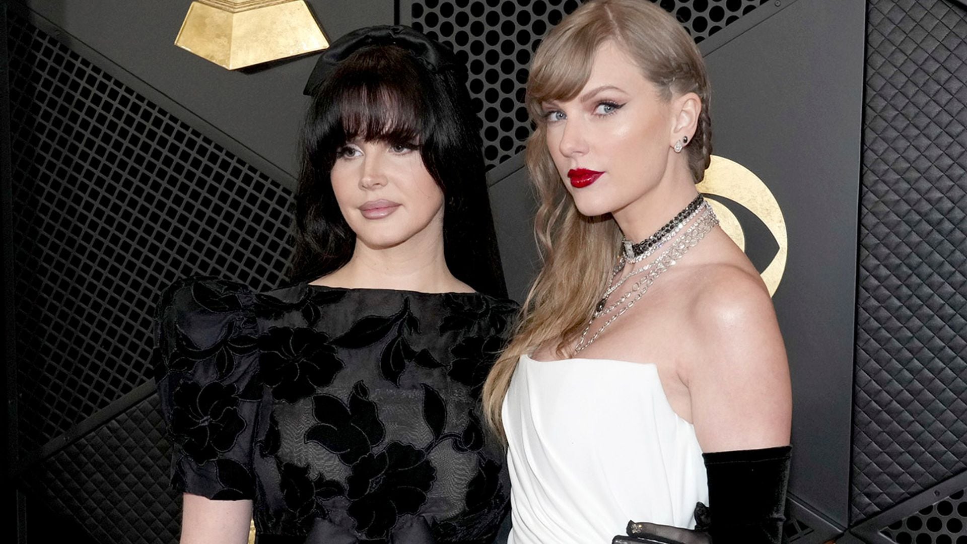 Los flequillos de Lana del Rey y Taylor Swift y otros lookazos de las invitadas a los premios Grammy