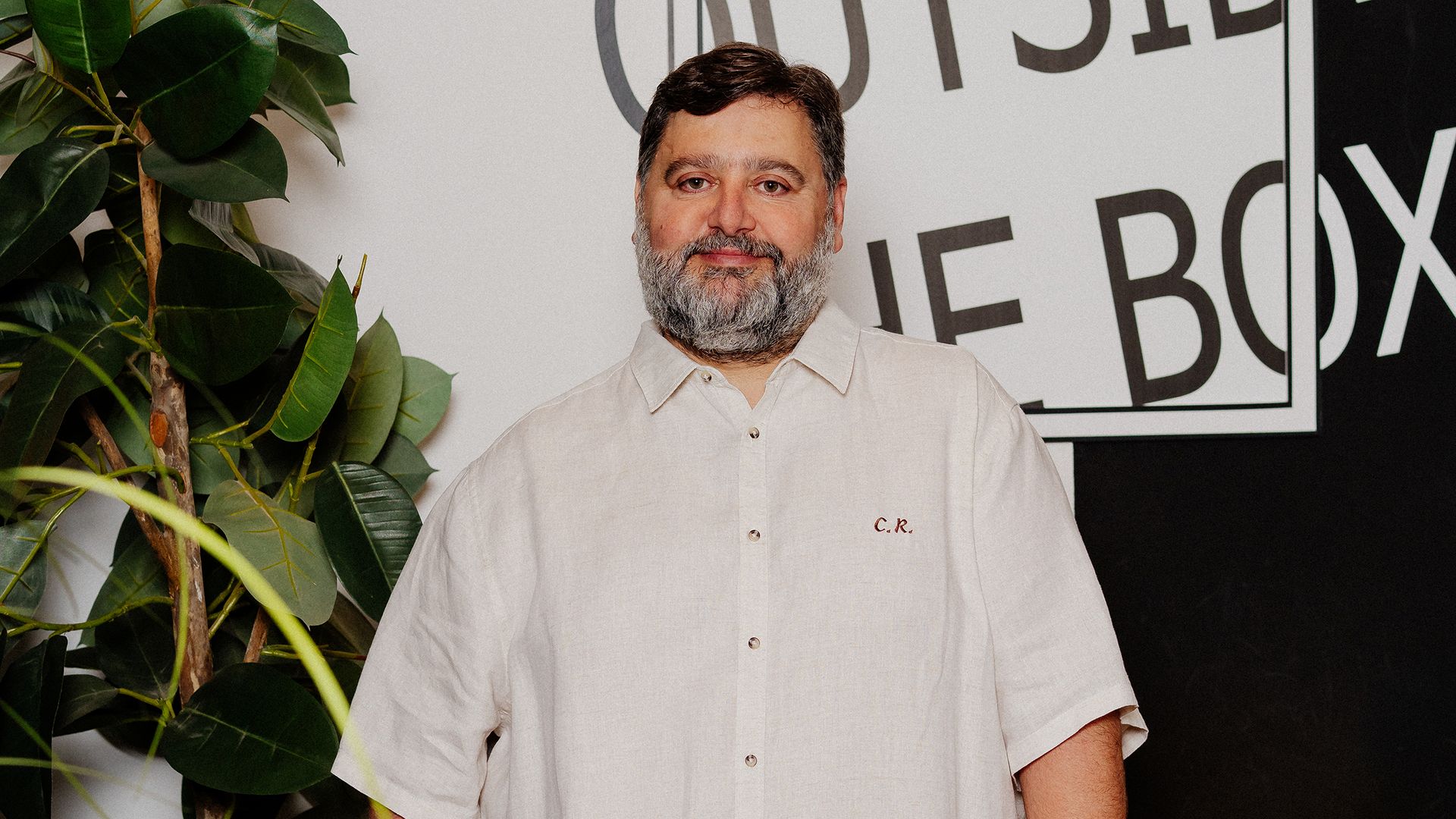Carlos Rubio, experto en interiorismo, sobre las casas creadas por IA: "No entiende la vida de un cliente ni las consecuencias de una decisión mal tomada"