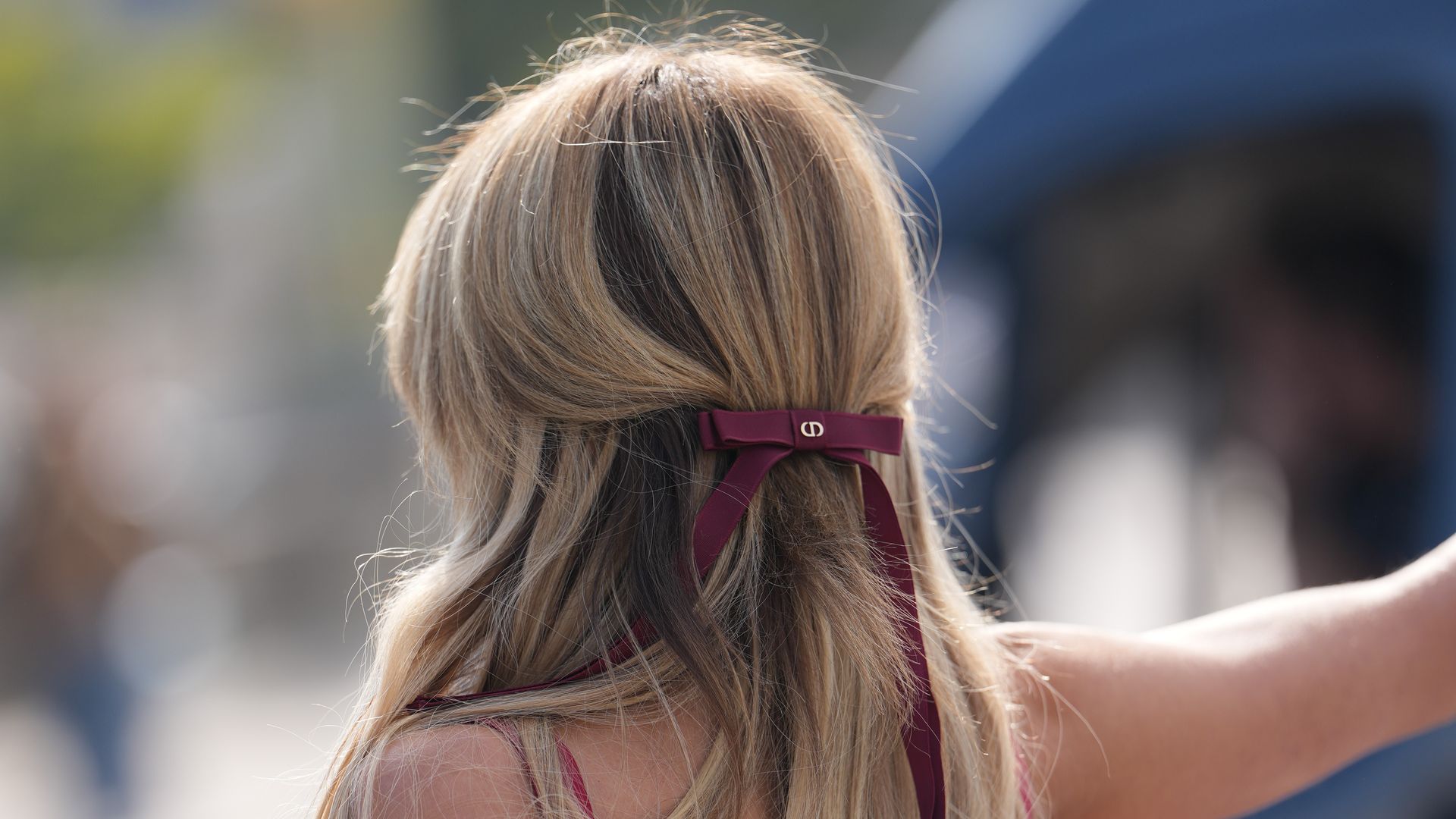 12 peinados exprés para mujeres con poco tiempo y mucho estilo