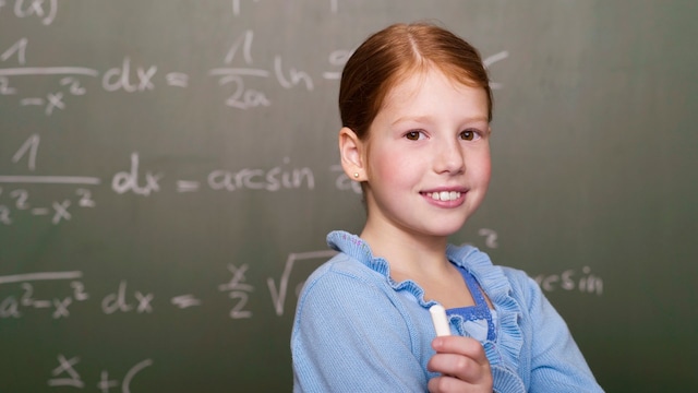 Niña buena en matemáticas