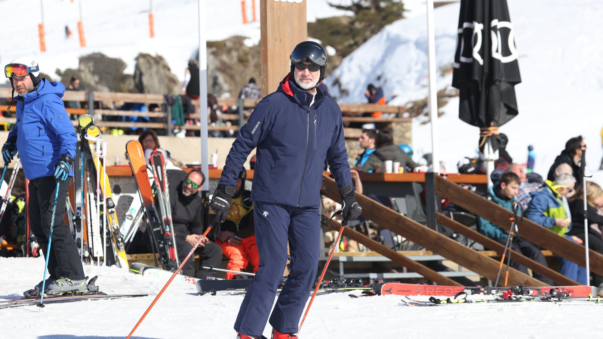 El rey Felipe, segundo día de esquí en Formigal y un plan gastronómico con estrella Michelin 