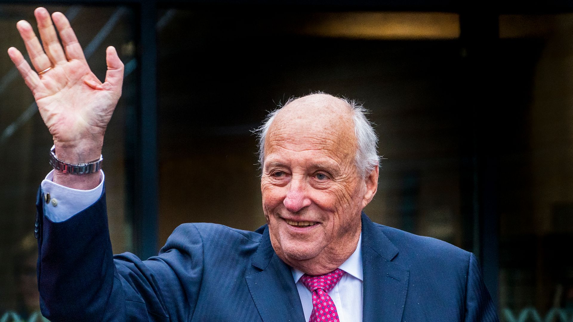 El rey Harald V de Noruega ha fallecido este viernes 28 de agosto a los 89 años, tras 35 años en el trono y toda una vida dedicada al servicio de su país