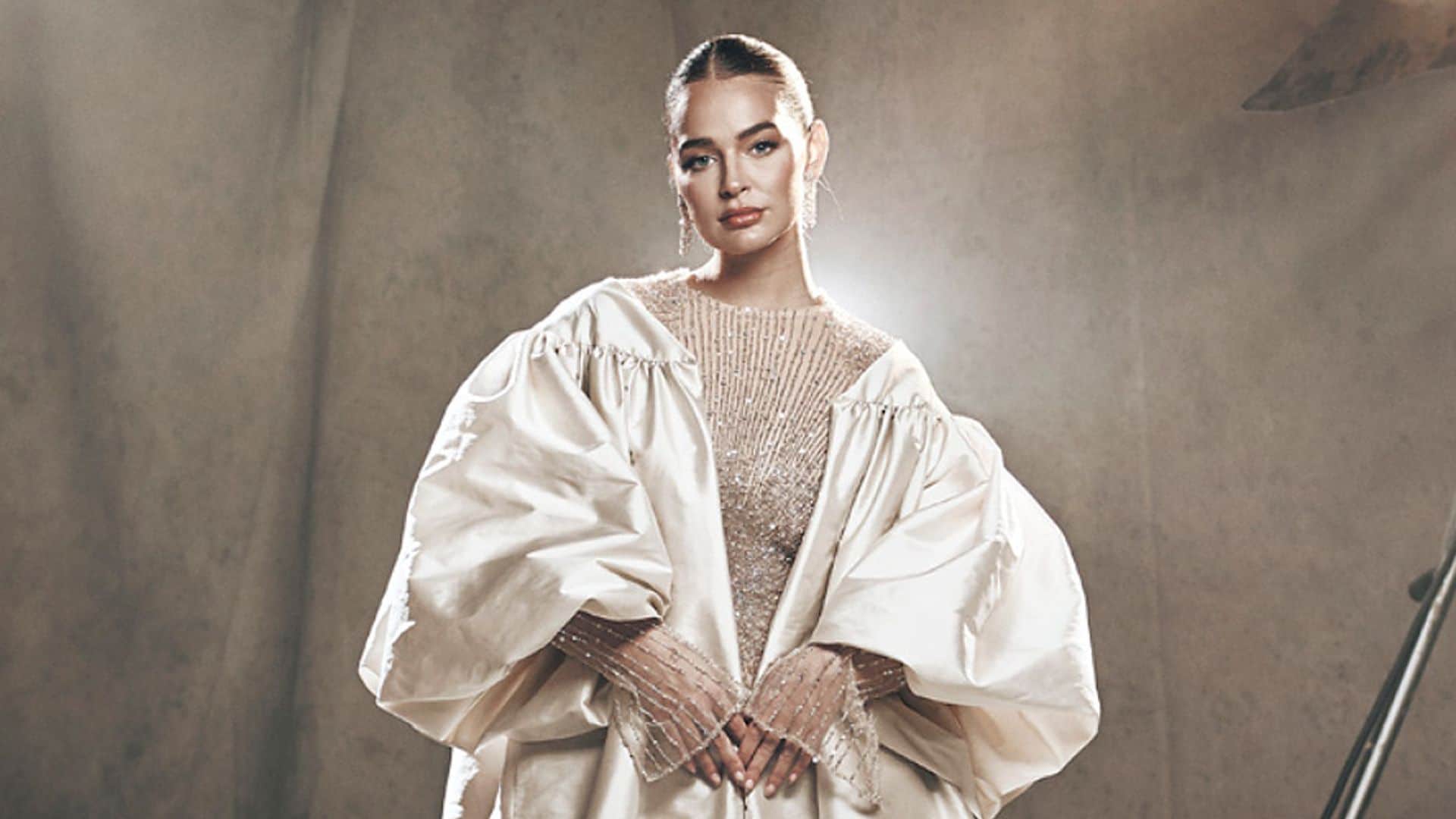 Laura Escanes con su look de las campanadas de Nochevieja 2023.