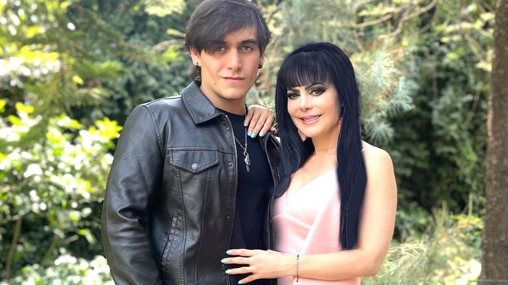 Maribel Guardia se emociona al ver la imagen de su hijo Julián Figueroa en Times Square