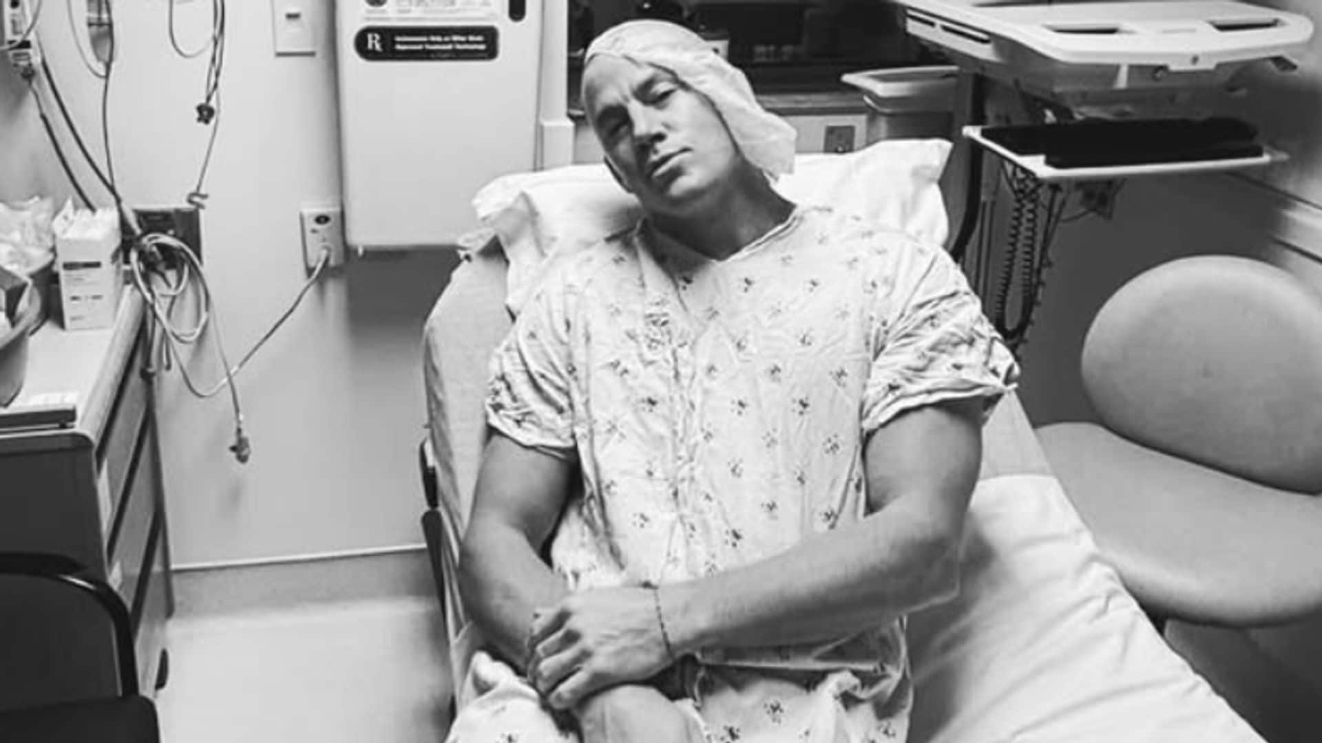 Channing Tatum se somete a una intervención quirúrgica y alarma con su mensaje: “Literalmente atornillado”