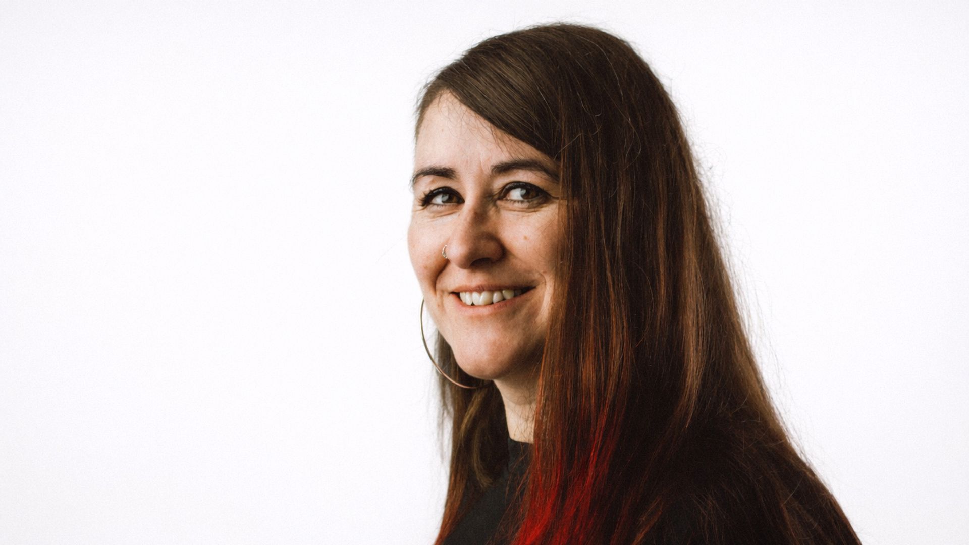 Elena Crespi, psicóloga y sexóloga: "Cuando los padres tienen gestos de cariño y conexión entre ellos, crean la base para que sus hijos construyan vínculos sanos"