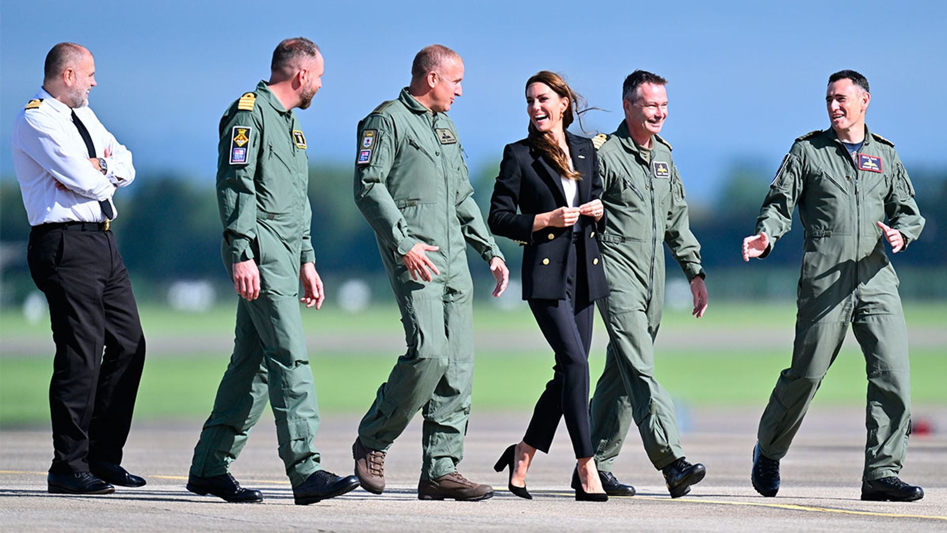 El práctico look que Kate eligió para su momento Top Gun