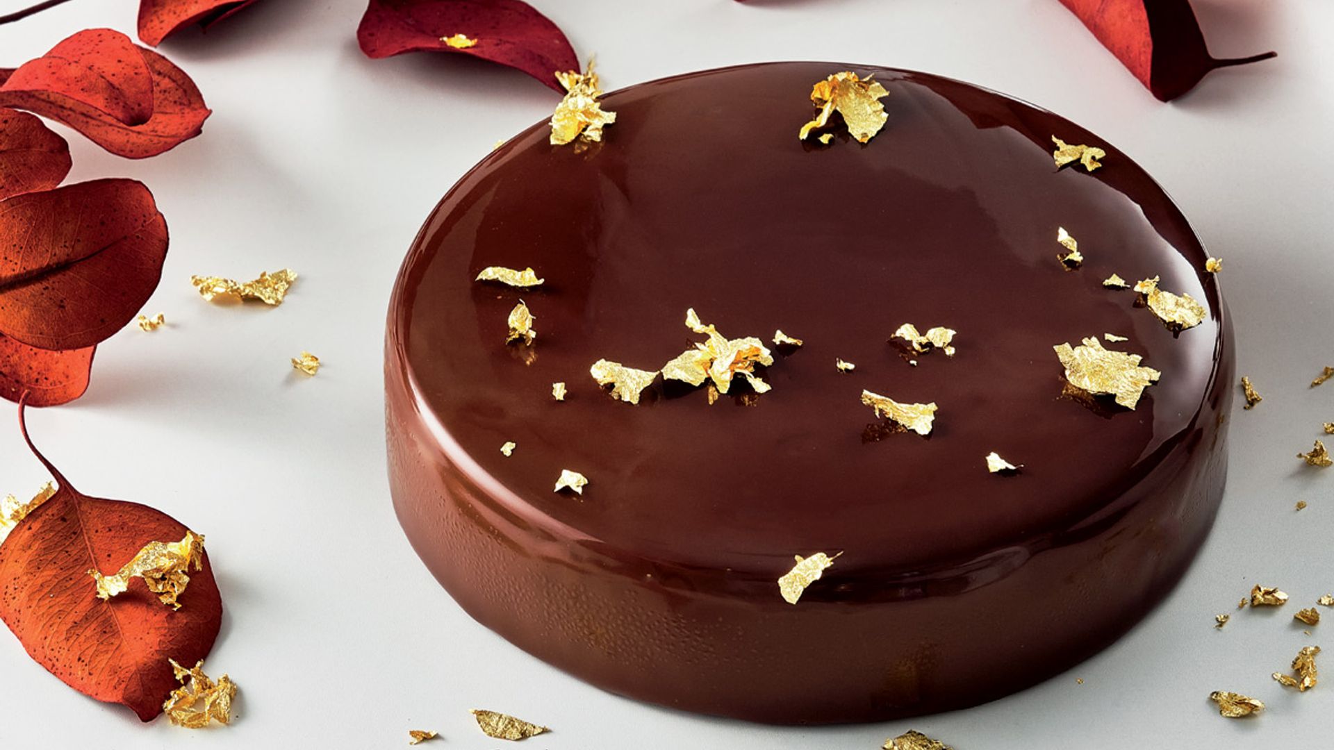 La tarta Sacher definitiva: aprende a hacerla paso a paso