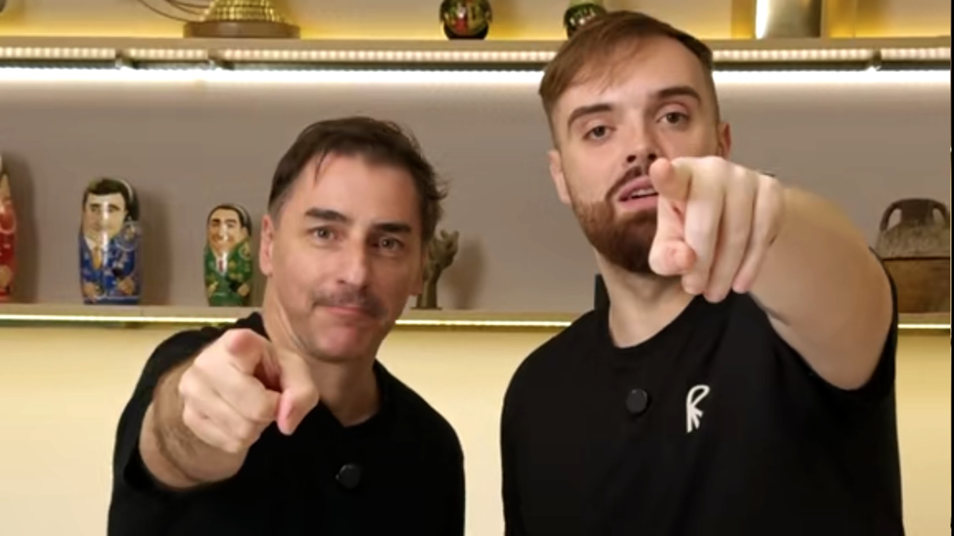Jordi Roca e Ibai Llanos preparan juntos una mousse de chocolate