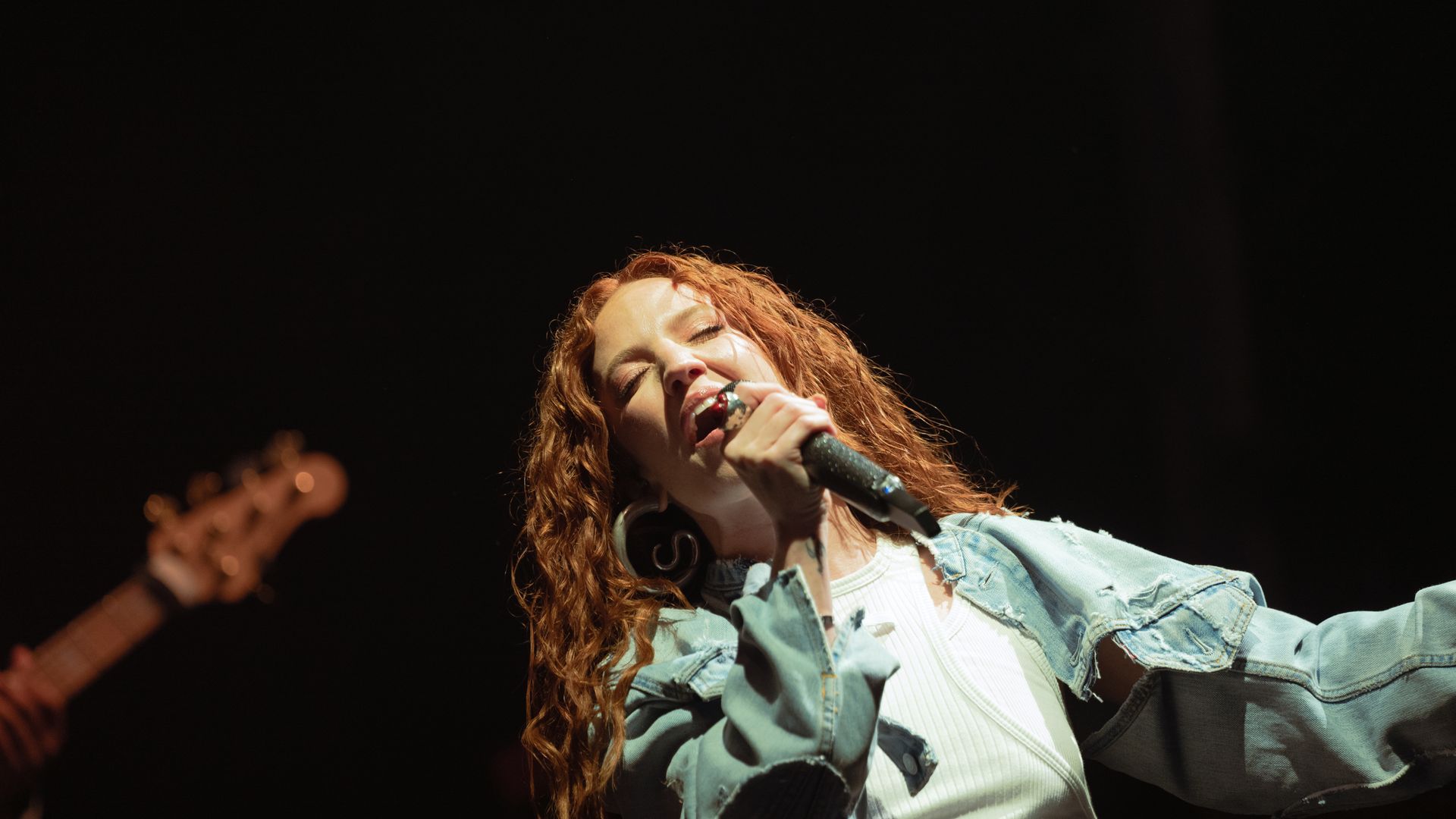Jess Glynne actúa en la Gala benéfica Pub In The Park Marlow 2025, que tendrá lugar en Higginson Park el 17 de mayo de 2025 en Marlow, Inglaterra.