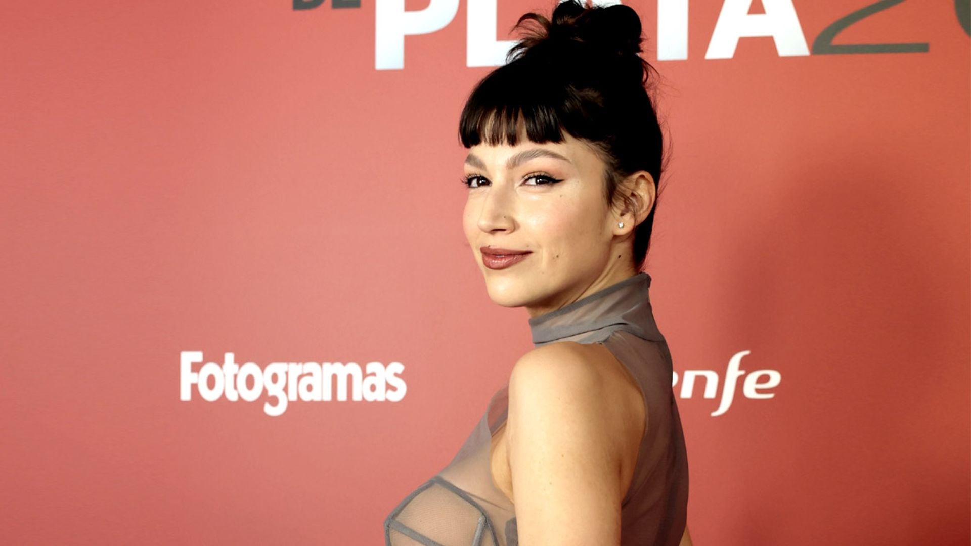 Úrsula Corberó reaparece con un look 'muy Zendaya' en los Fotogramas de plata