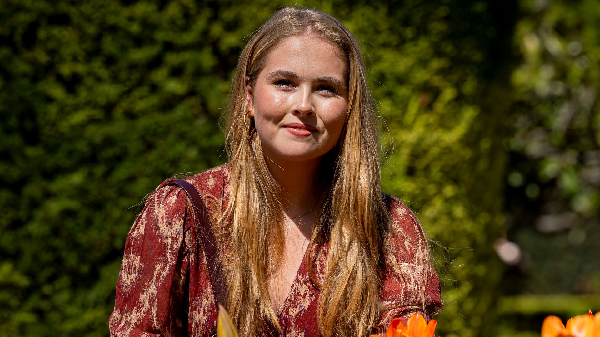 Amalia de Holanda sufre un accidente montando a caballo y tienen que operarla