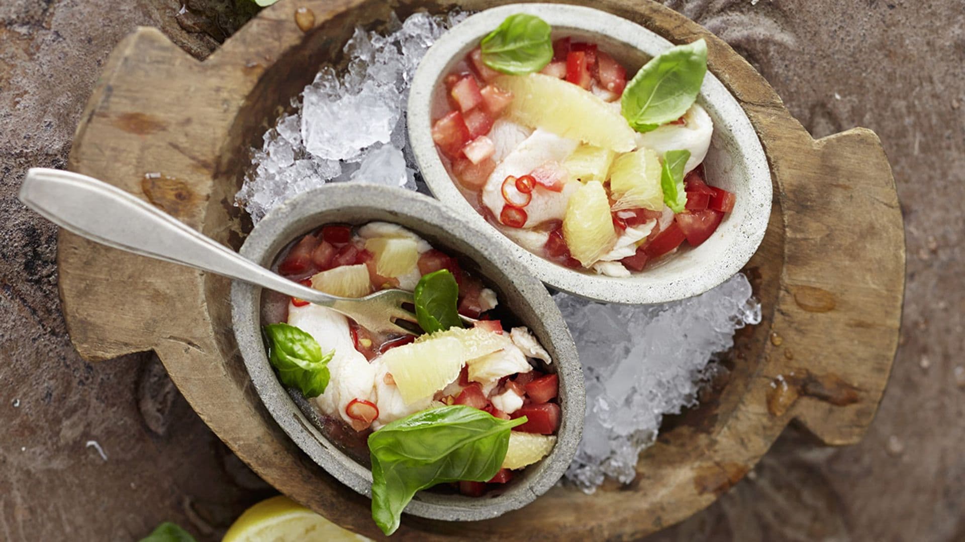 Ceviche de bacalao con gajos de limón