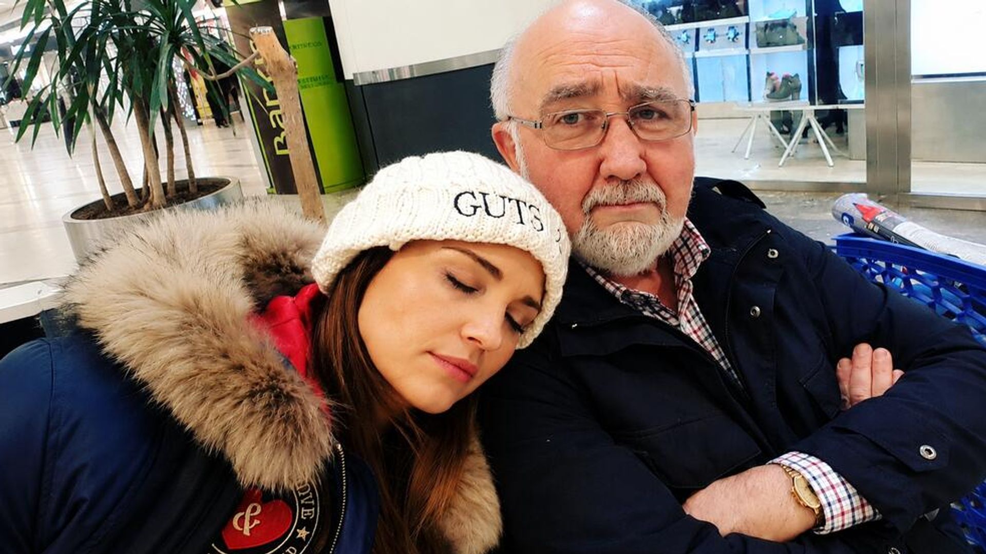 Una de las fotografías más tiernas de Paula junto a su padre