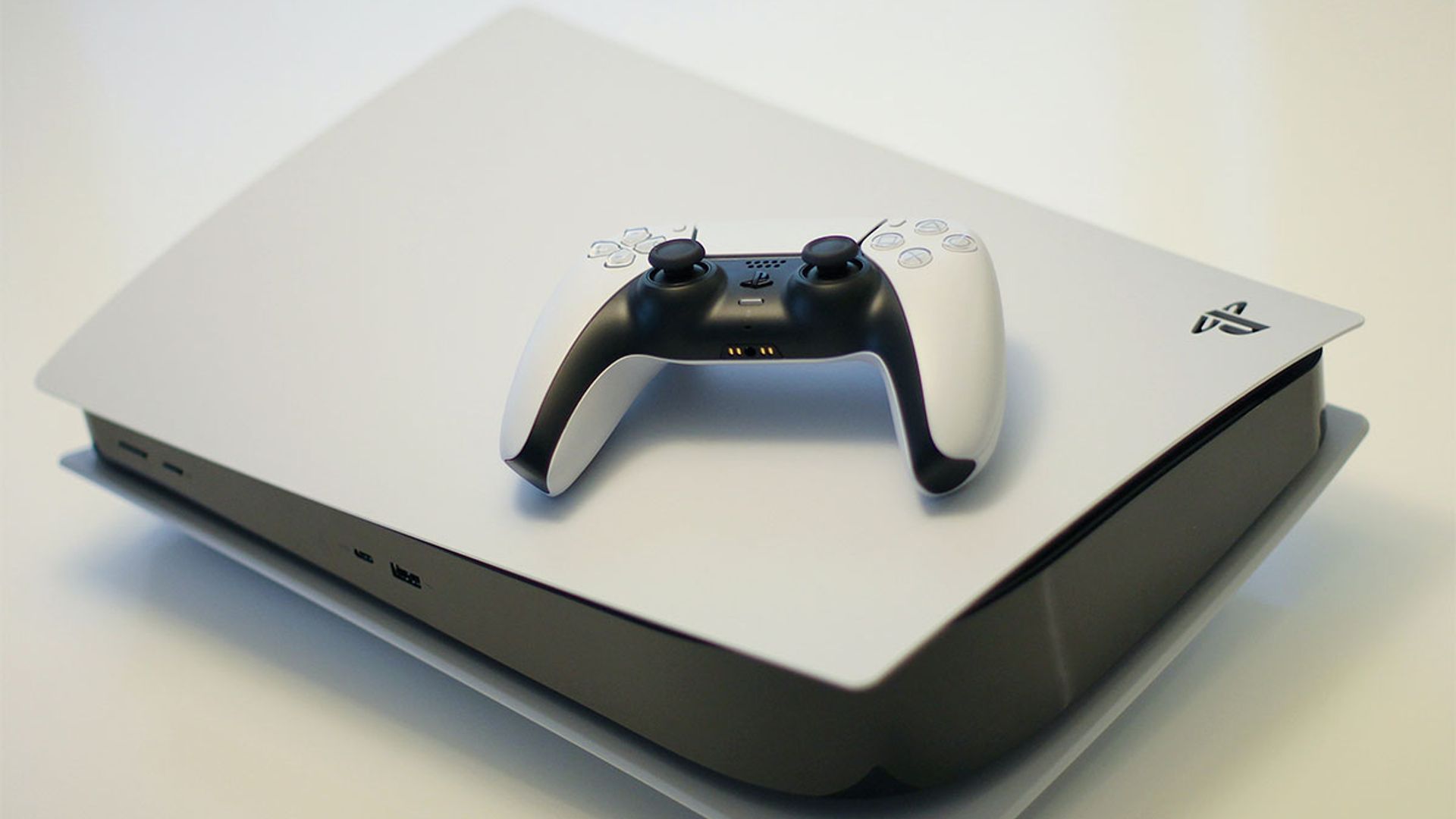 Estos son los mejores juegos de PS5 para regalar esta Navidad