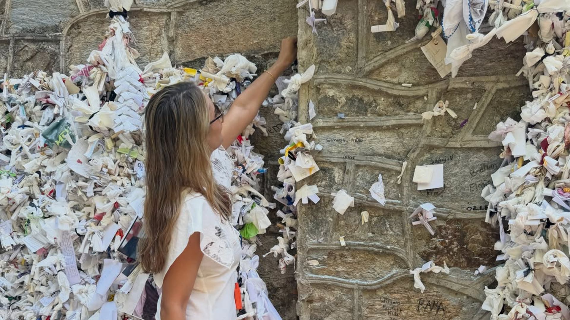 Alba Carrillo en la Casa de la Virgen María