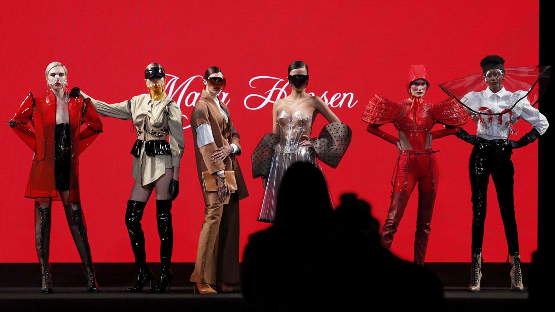 El desfile de Maya Hansen