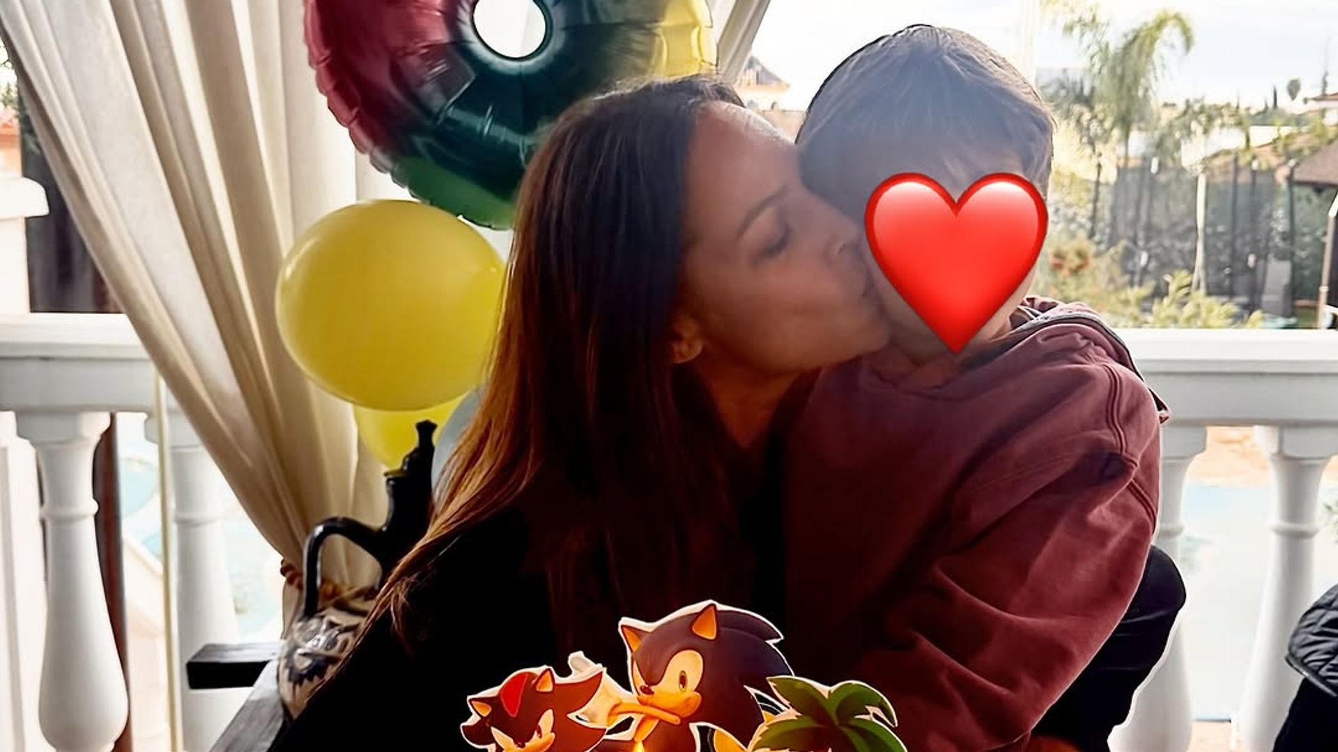 Eva González, celebrando el 8º cumpleaños de su hijo