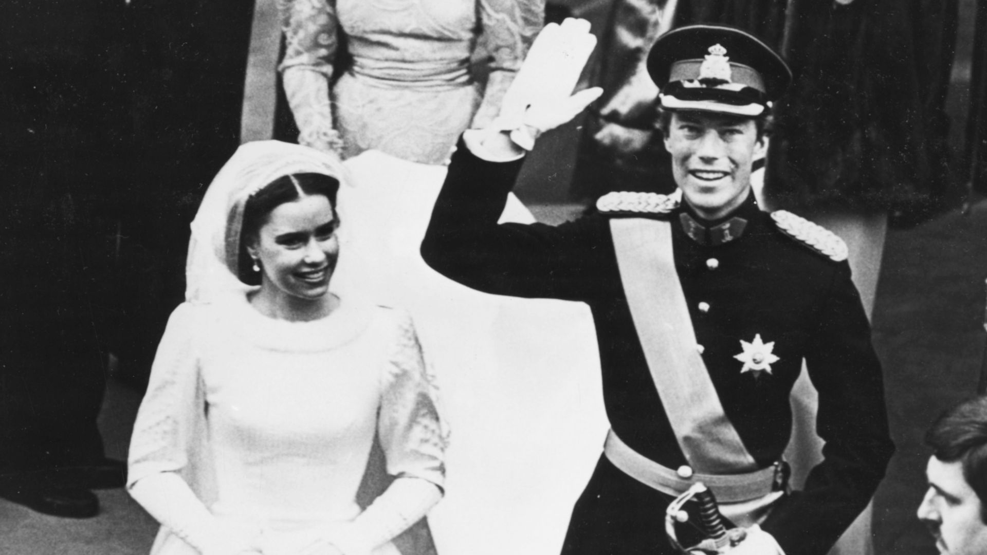 Los grandes duques Maria Teresa y Enrique de Luxemburgo en su boda