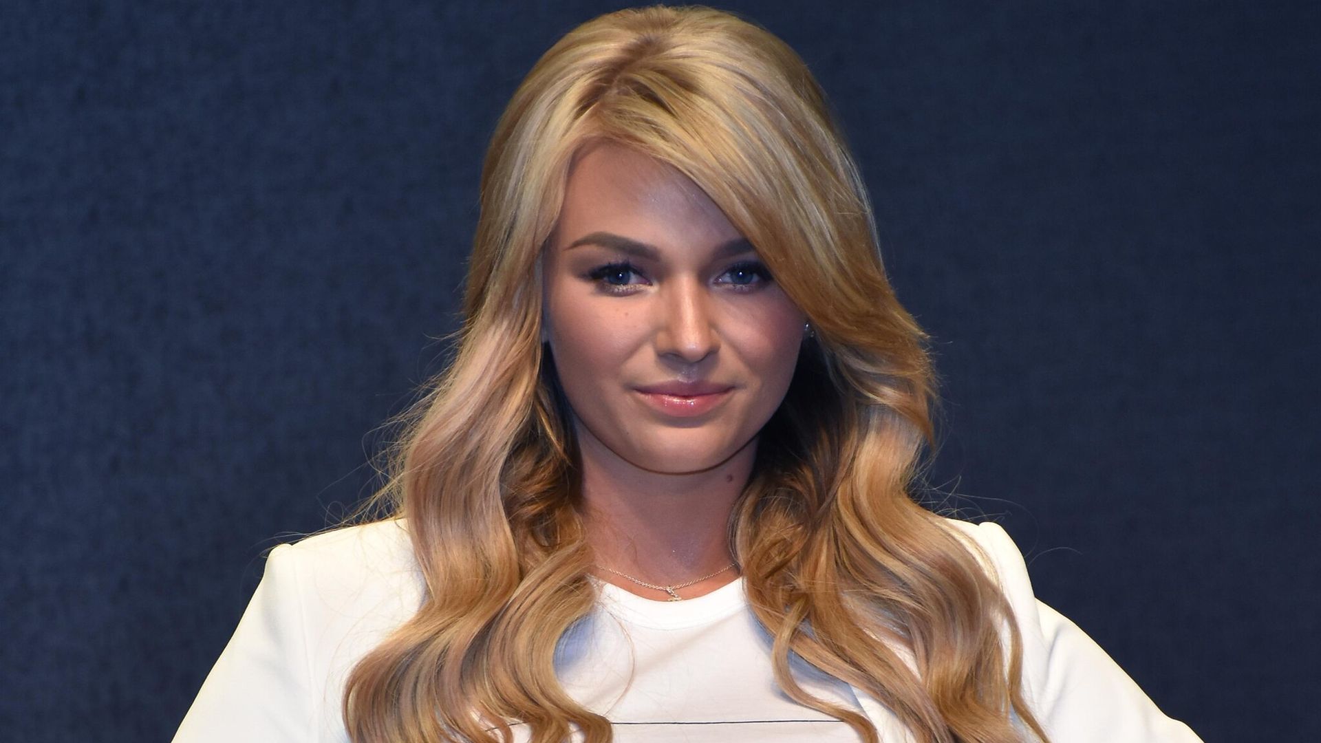 Irina Baeva reacciona a los comentarios de Geraldine Bazán sobre su conferencia