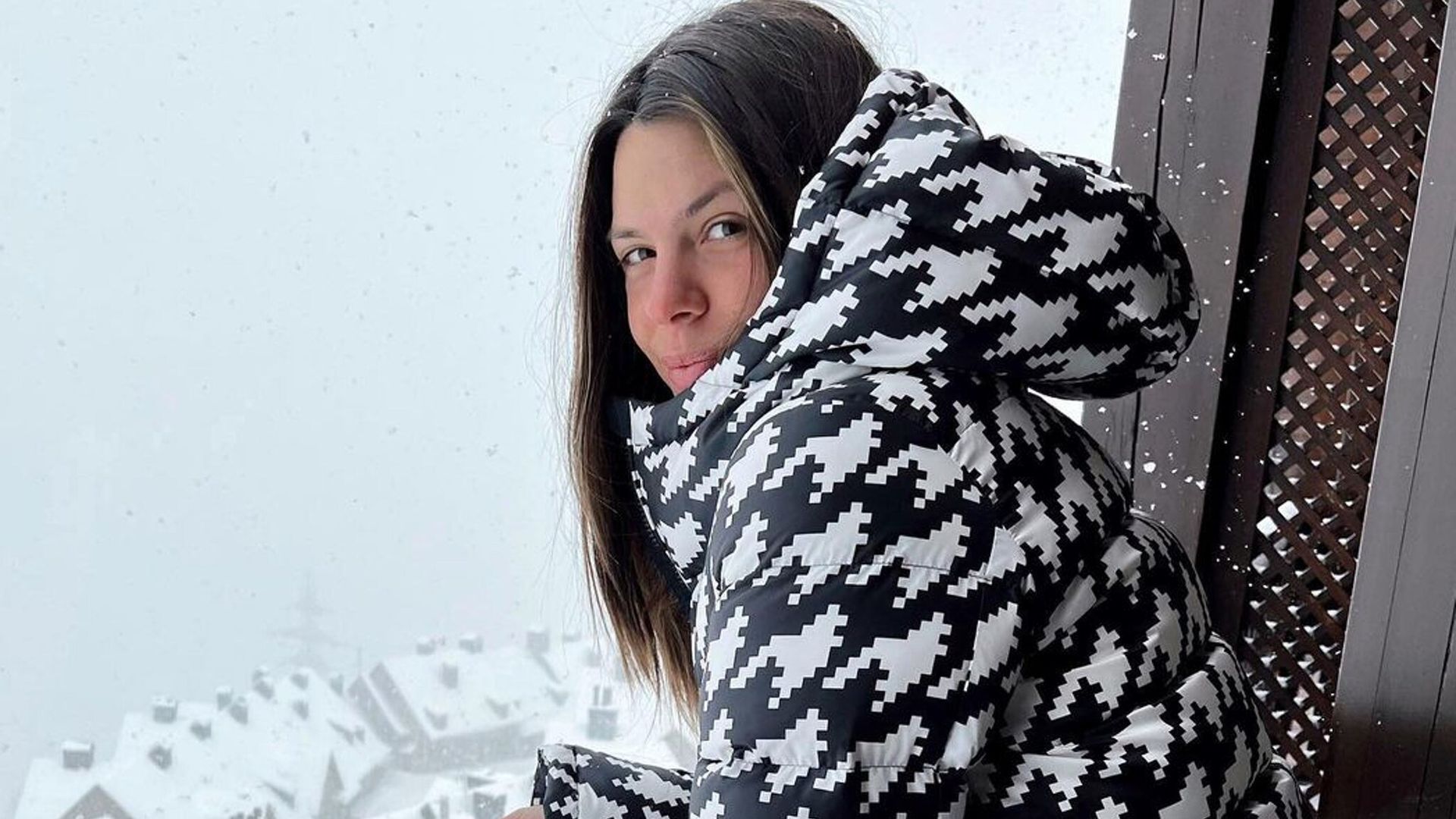 Laura Matamoros y su increíble recuperación: esquiando pocos días después de dar a luz