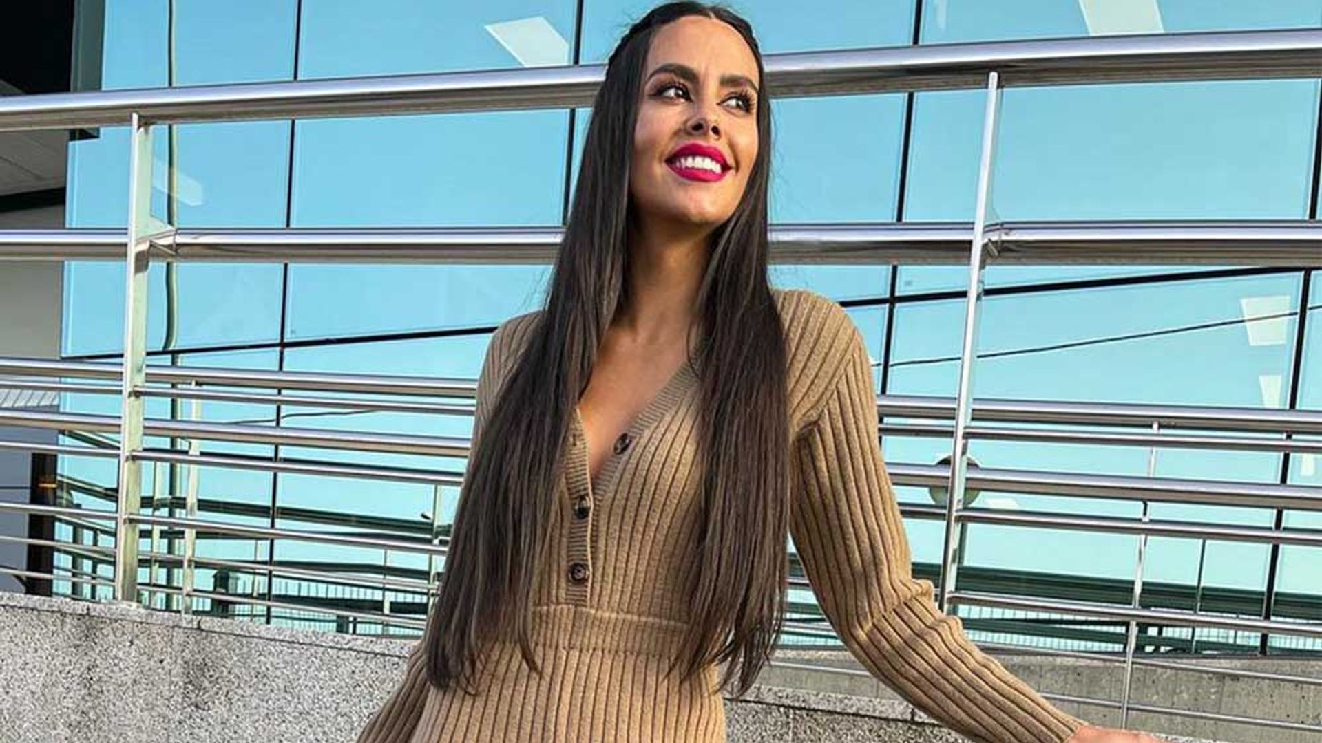 El mono de punto de Cristina Pedroche está en Zara y cuesta menos de 8 euros