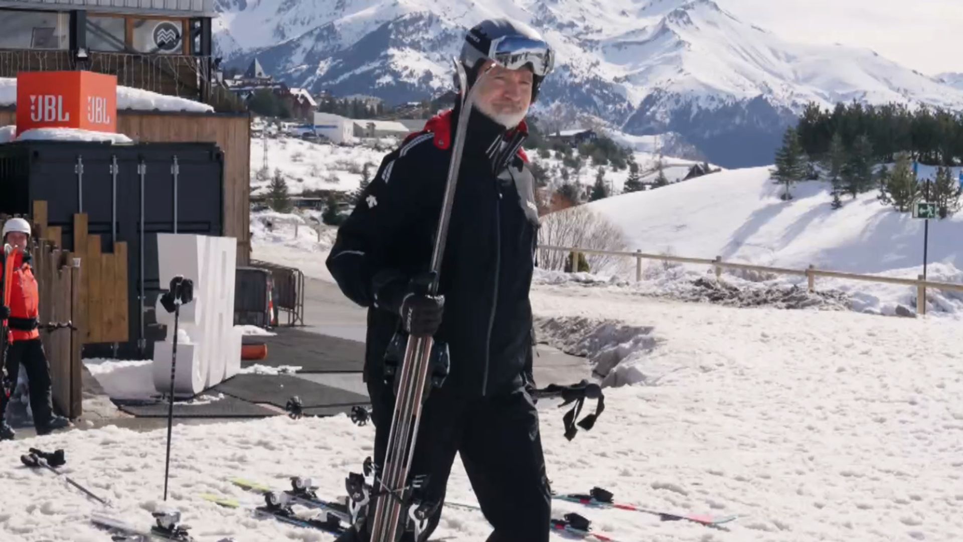 Así ha sido la escapada del rey Felipe a la estación de Formigal junto a sus amigos