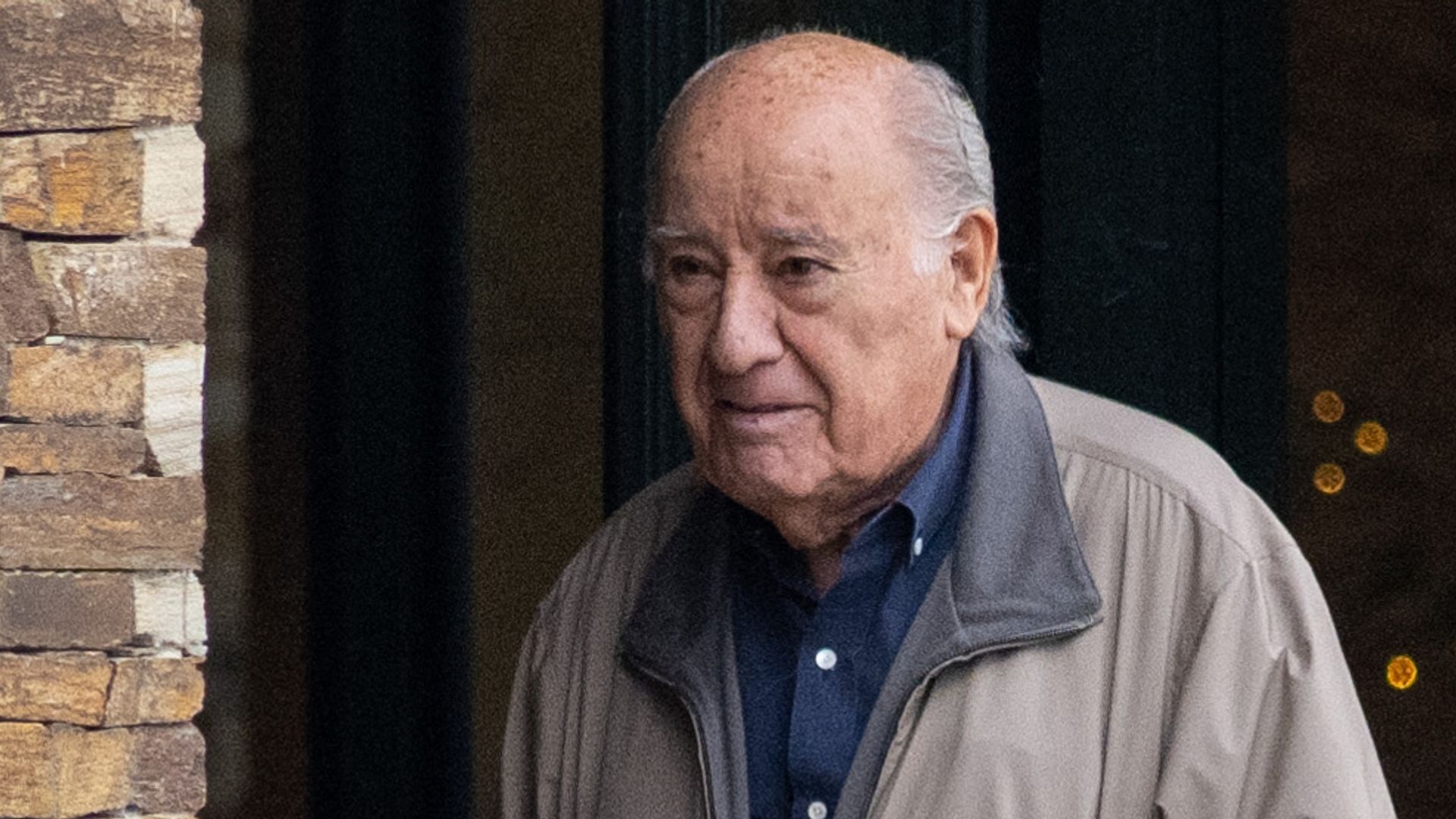 Cómo llegar a los 90 como Amancio Ortega: los secretos de la eterna juventud del fundador del imperio Zara