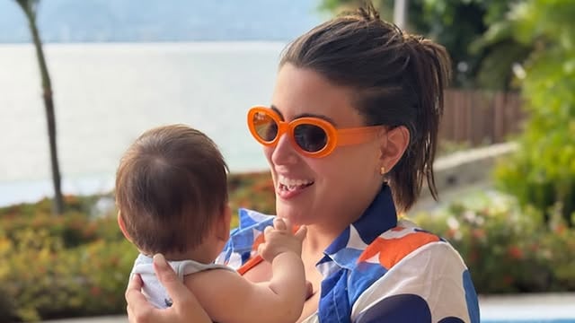 Sofía Rivera Torres y su hijo Ferrán en Acapulco