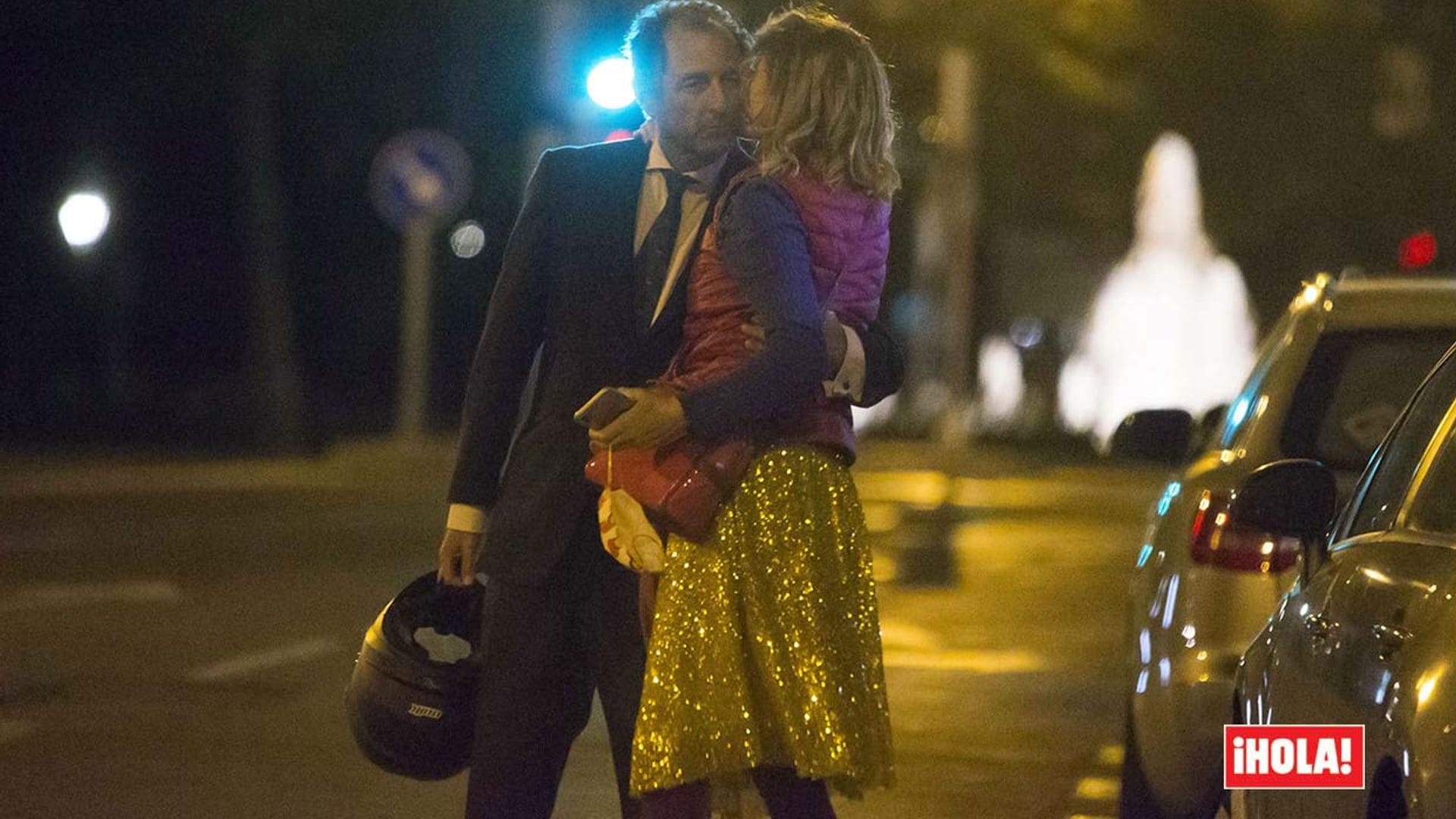 EXCLUSIVA: Ágatha Ruiz de la Prada y Luis Gasset, besos y abrazos en la noche madrileña