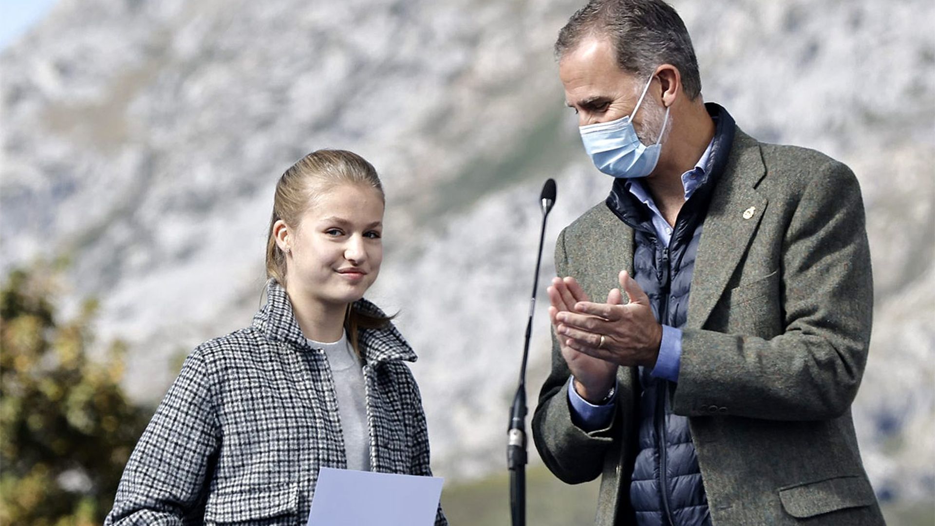 La princesa Leonor, a los vecinos de Santa María del Puerto: 'Sois el ejemplo de que merece la pena seguir trabajando para que se revitalicen los pueblos'