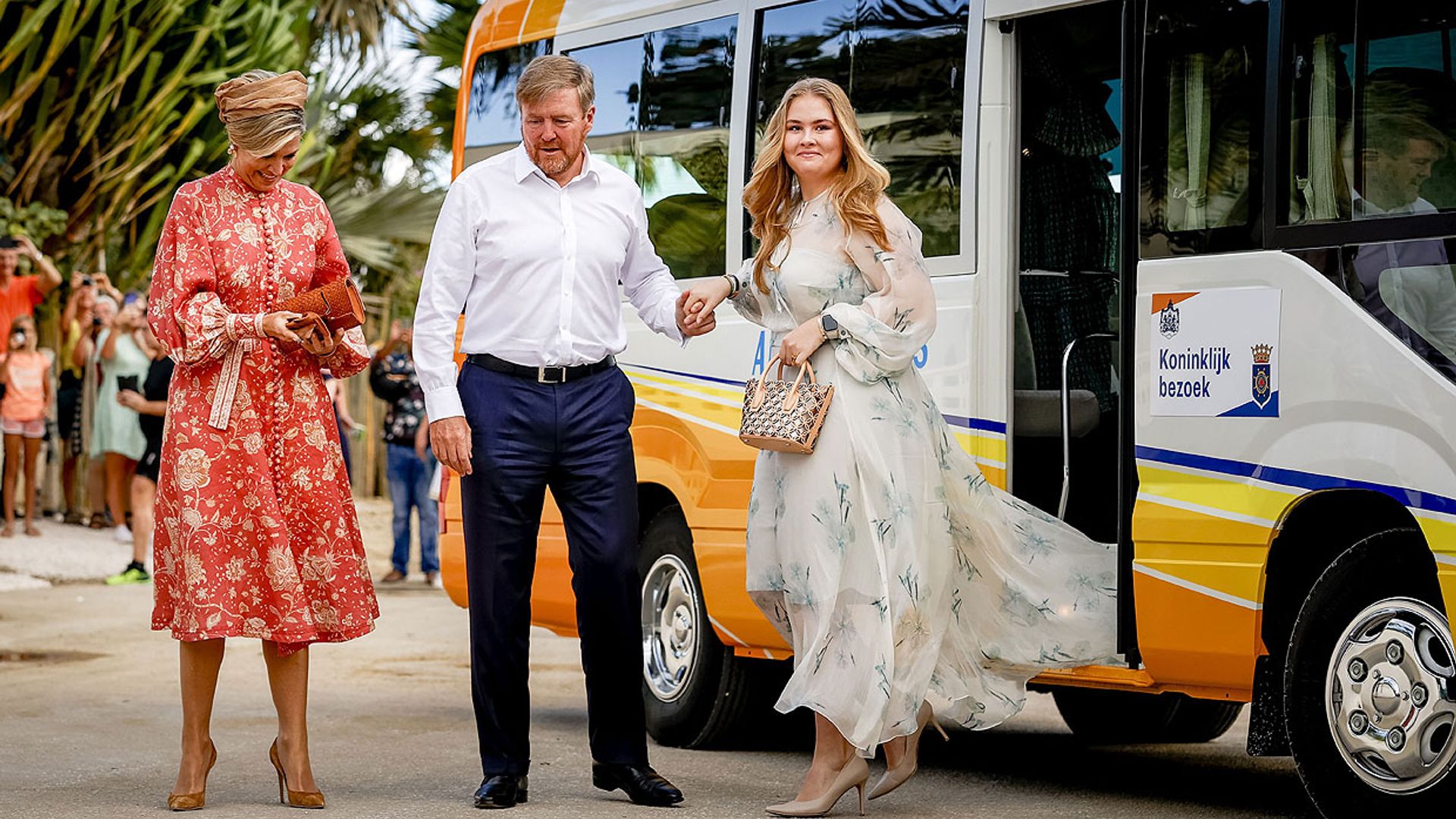 El gran debut de Amalia de los Países Bajos en un compromiso internacional: una ruta por el Caribe junto a sus padres