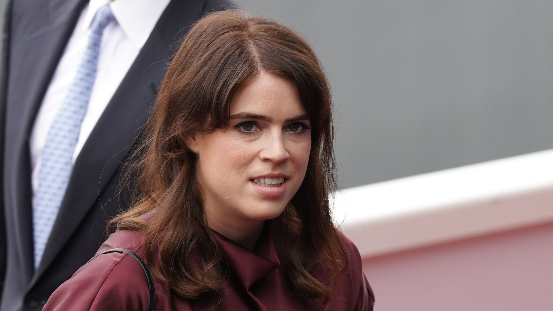 La imagen de Eugenia de York en Sicilia tras meses de ostracismo mientras su familia lidia con el caso Epstein