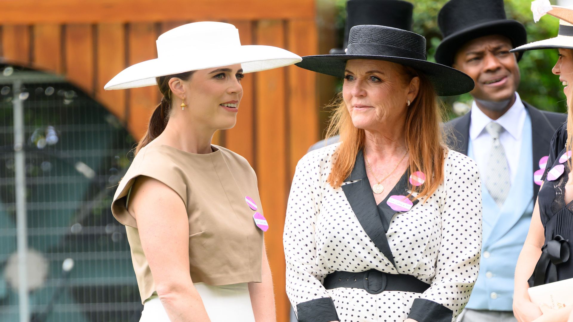 La princesa Eugenia de York y Sarah Ferguson en Ascot