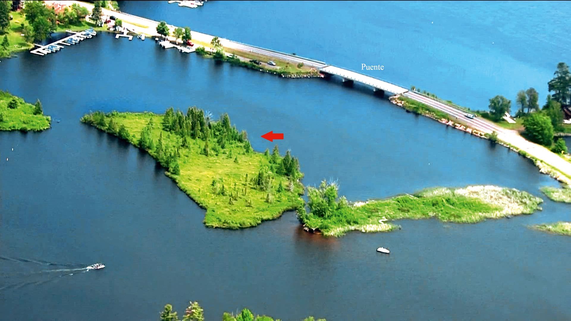 HOLA 4178 Mundo Singular lago Chippewa