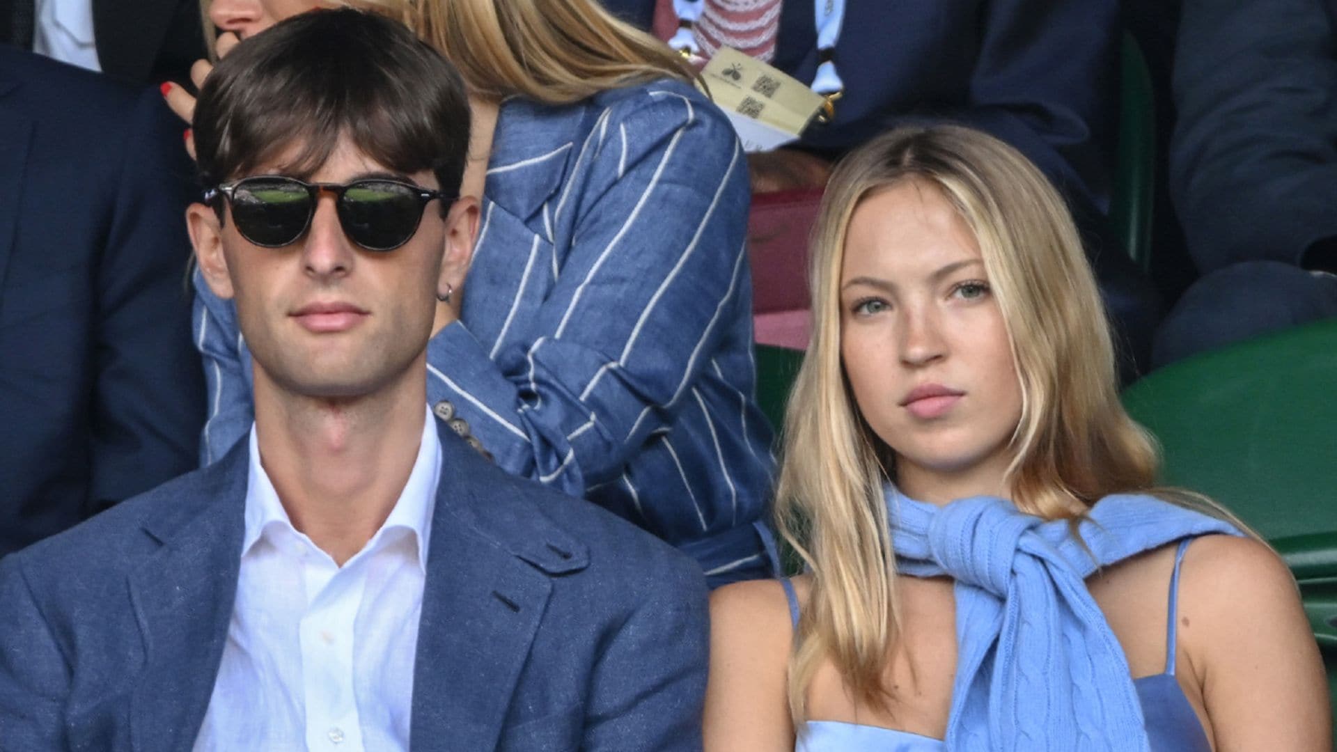 Lila Moss en Wimbledon con su nuevo novio siguiendo el código FASHION de Brooklyn y Nicola Peltz