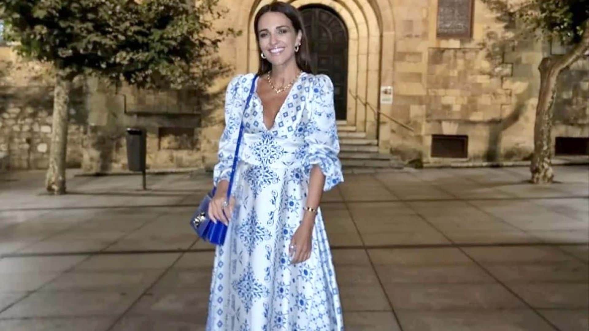 Paula Echevarría, radiante con un vestido 'cerámica' de rebajas para compartir su felicidad